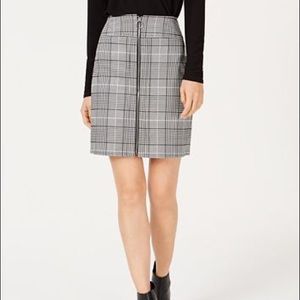 NWT INC ZIP IN FRONT PLAID SKIRT - WITH TAGS
